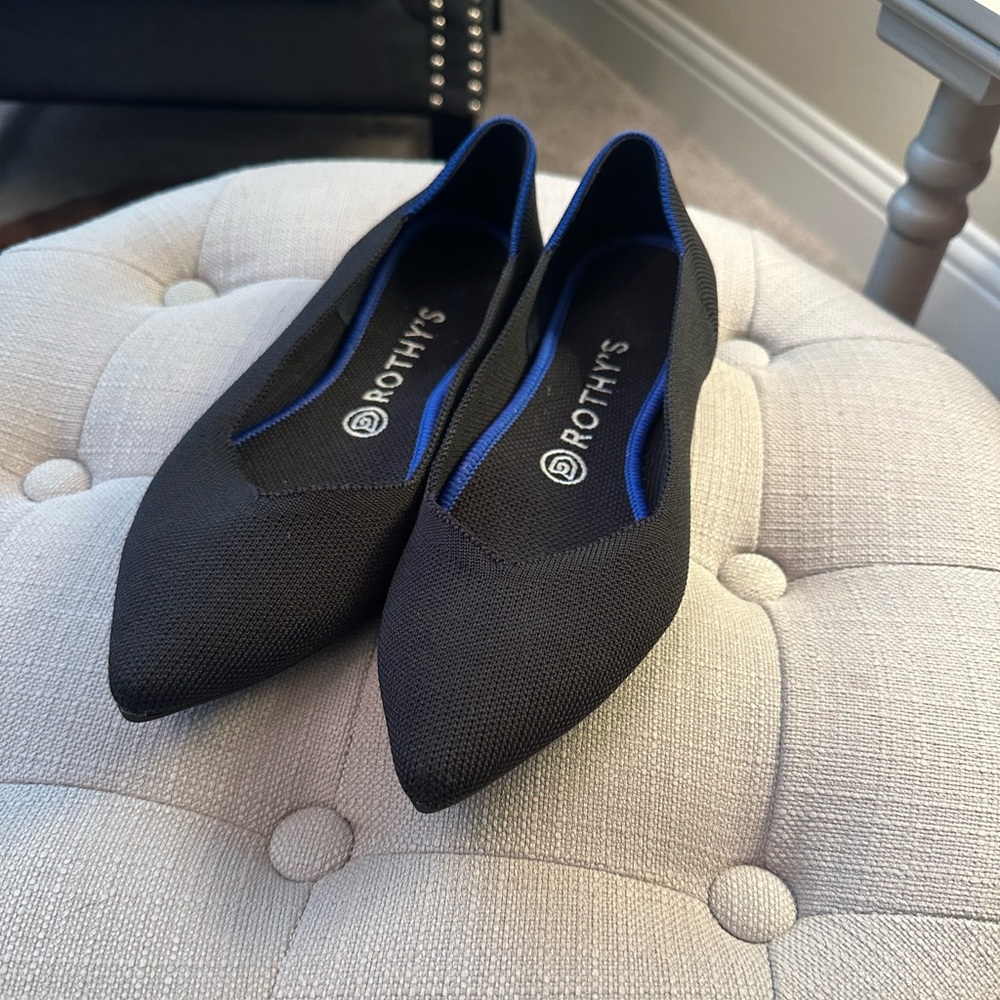 🖤Rothy's Black Point Washable Flats 8.5